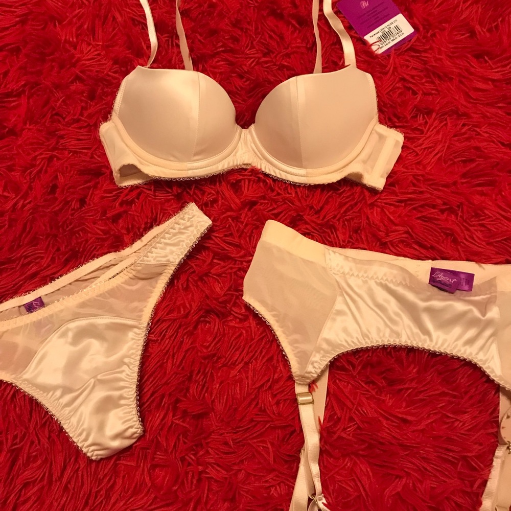 New L’agent by Agent Provocateur Nude Penelope Bra, Panty and Suspender set
